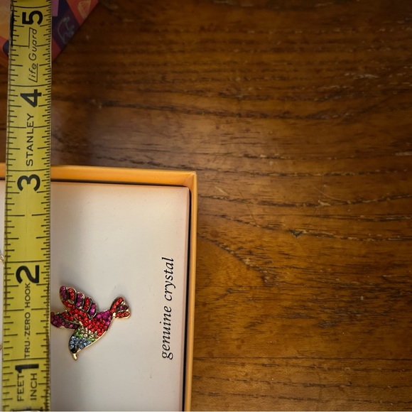 Crystal Kingdom Hummingbird Gold Necklace w/ Genuine Crystal NWT!! - Picture 6 of 7